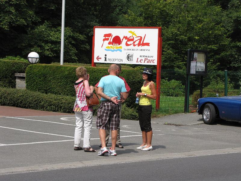 Lunch time in de Floreal in La Roche (33).JPG